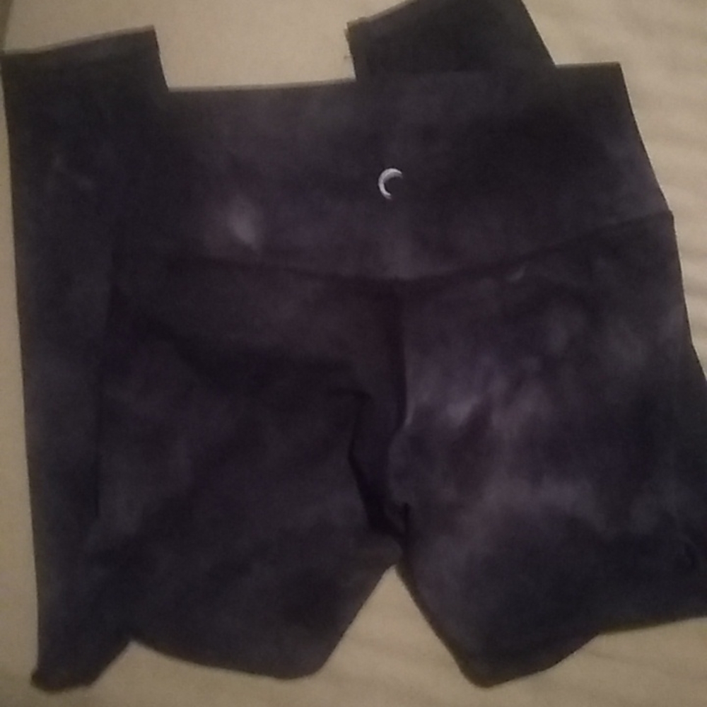 Zyia Hendricks leggings